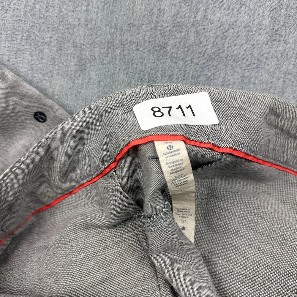 Lululemon Shorts‎ Mens 34 Light Gray Commission Classic Ventlight Golf Athletic